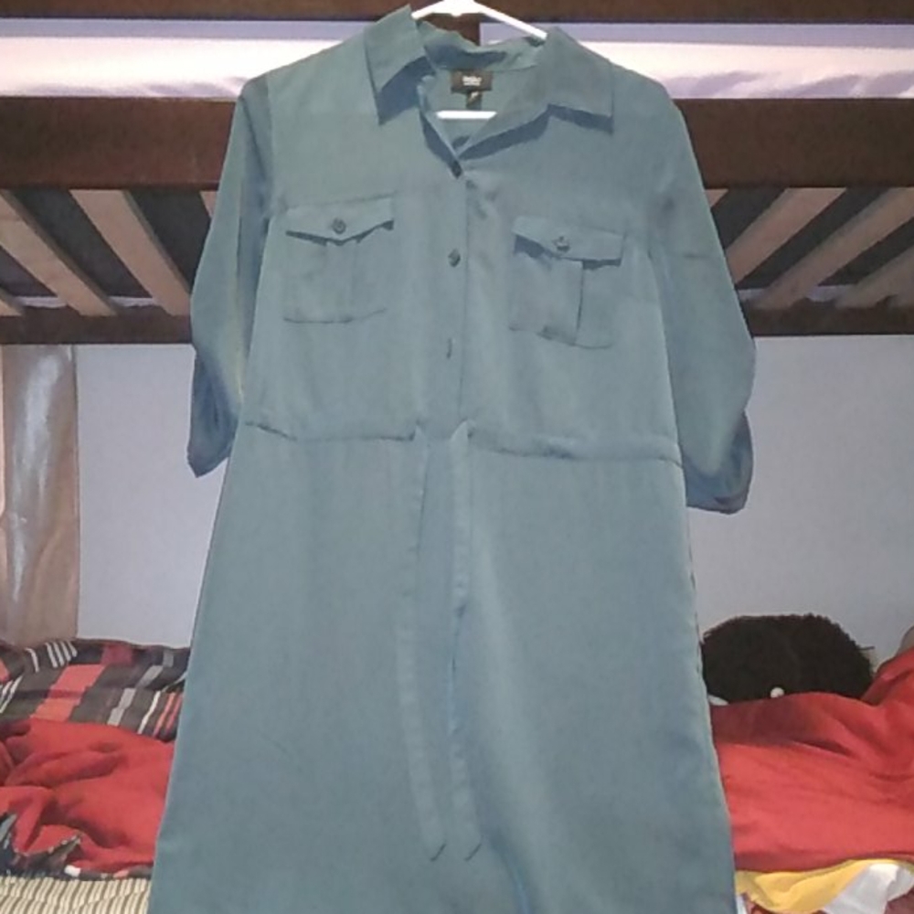 Green shirt dress